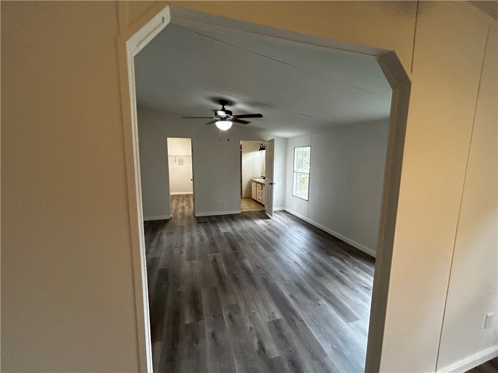 Waynesville, Georgia 31566, United States, 4 Bedrooms Bedrooms, ,2 BathroomsBathrooms,Residential,Pending,31216