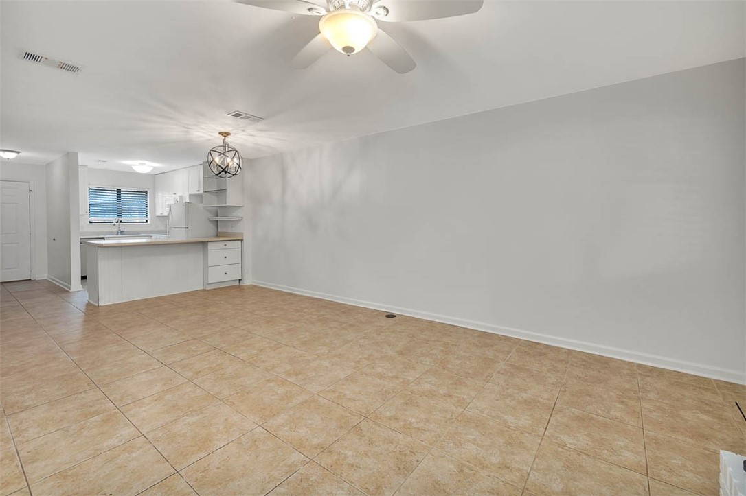 St Simons Island, Georgia 31522, United States, 2 Bedrooms Bedrooms, ,2 BathroomsBathrooms,Residential,Active,38628