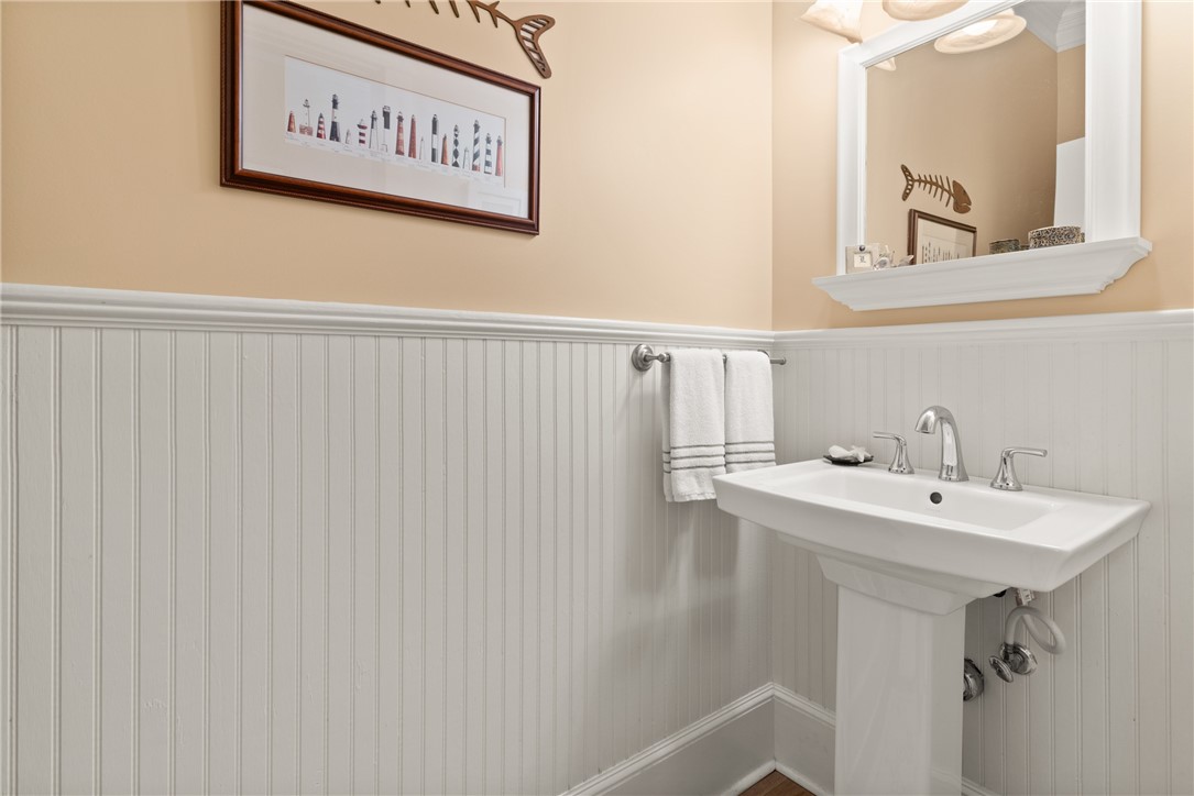 St Simons Island, Georgia 31522, United States, 4 Bedrooms Bedrooms, ,4 BathroomsBathrooms,Residential,Active,94743