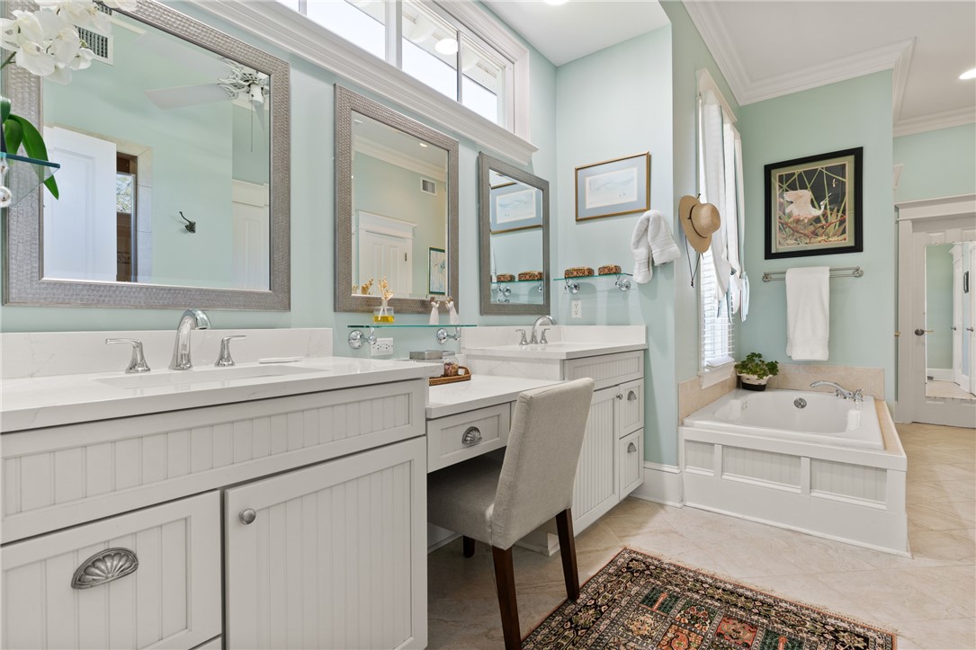 St Simons Island, Georgia 31522, United States, 4 Bedrooms Bedrooms, ,4 BathroomsBathrooms,Residential,Active,94743