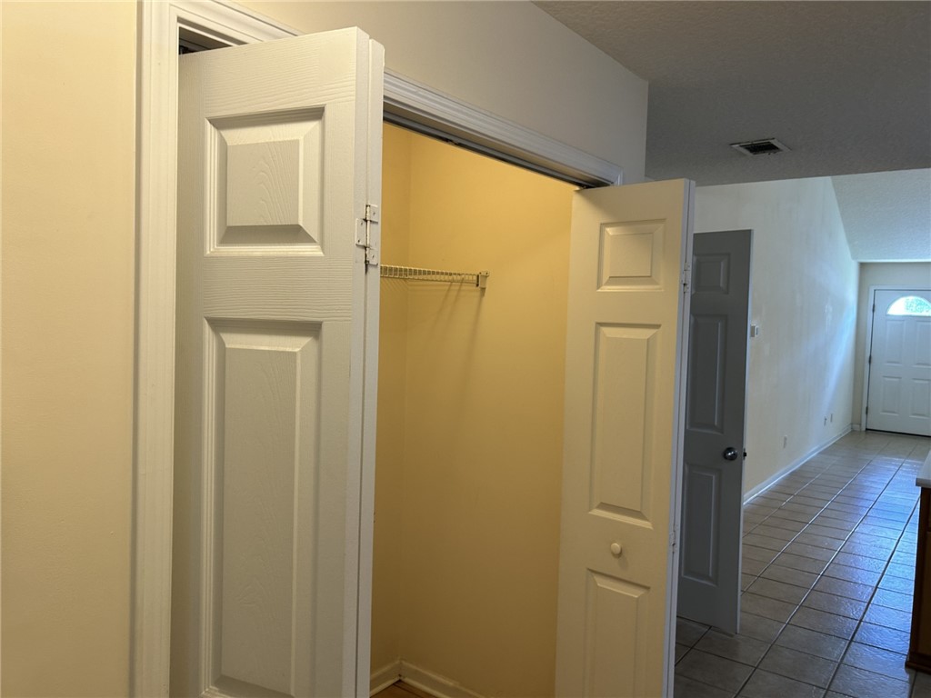 Brunswick, Georgia 31525, United States, 2 Bedrooms Bedrooms, ,2 BathroomsBathrooms,Residential,Pending,184207