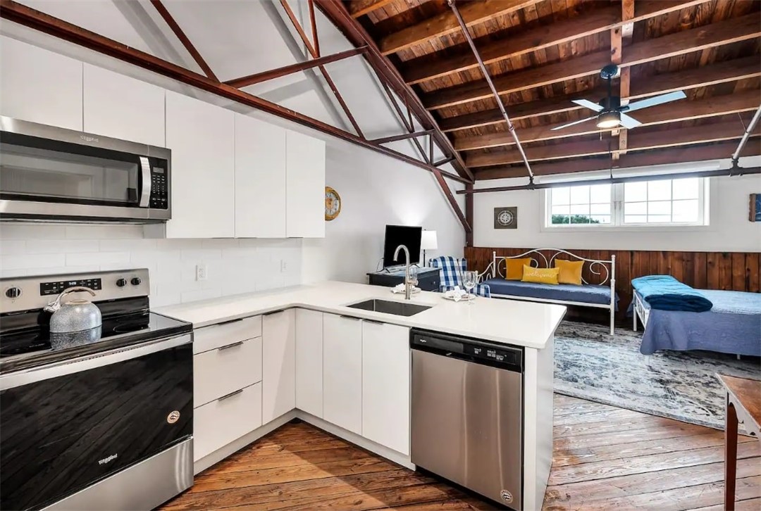 Brunswick, Georgia 31520, United States, 1 Bedroom Bedrooms, ,1 BathroomBathrooms,Residential,Active,148422 Brunswick, Georgia 31520, United States, 1 Bedroom Bedrooms, ,1 BathroomBathrooms,Residential,Active,148422