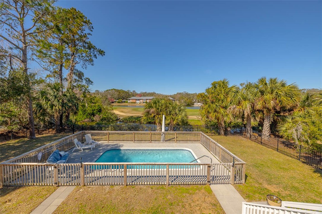St Simons Island, Georgia 31522, United States, 5 Bedrooms Bedrooms, ,3 BathroomsBathrooms,Residential,Active,184018