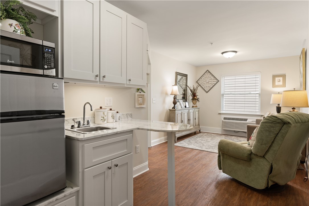 Jesup, Georgia 31545, United States, ,Commercial,Active,59099