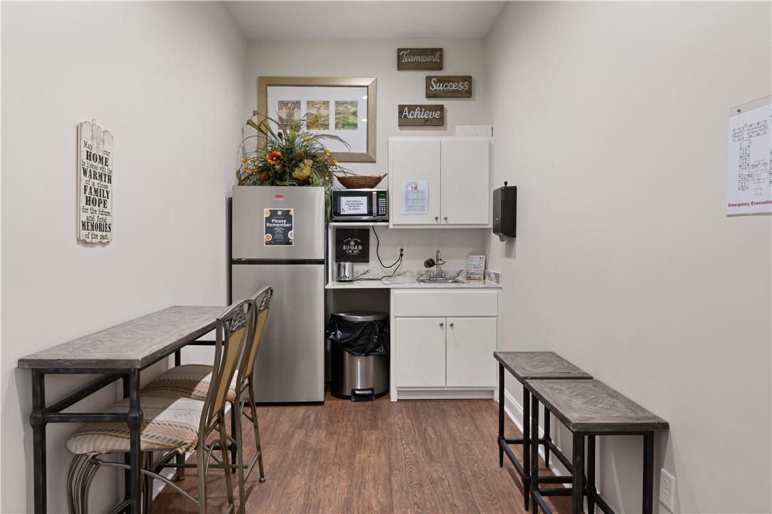 Jesup, Georgia 31545, United States, ,Commercial,Active,59099