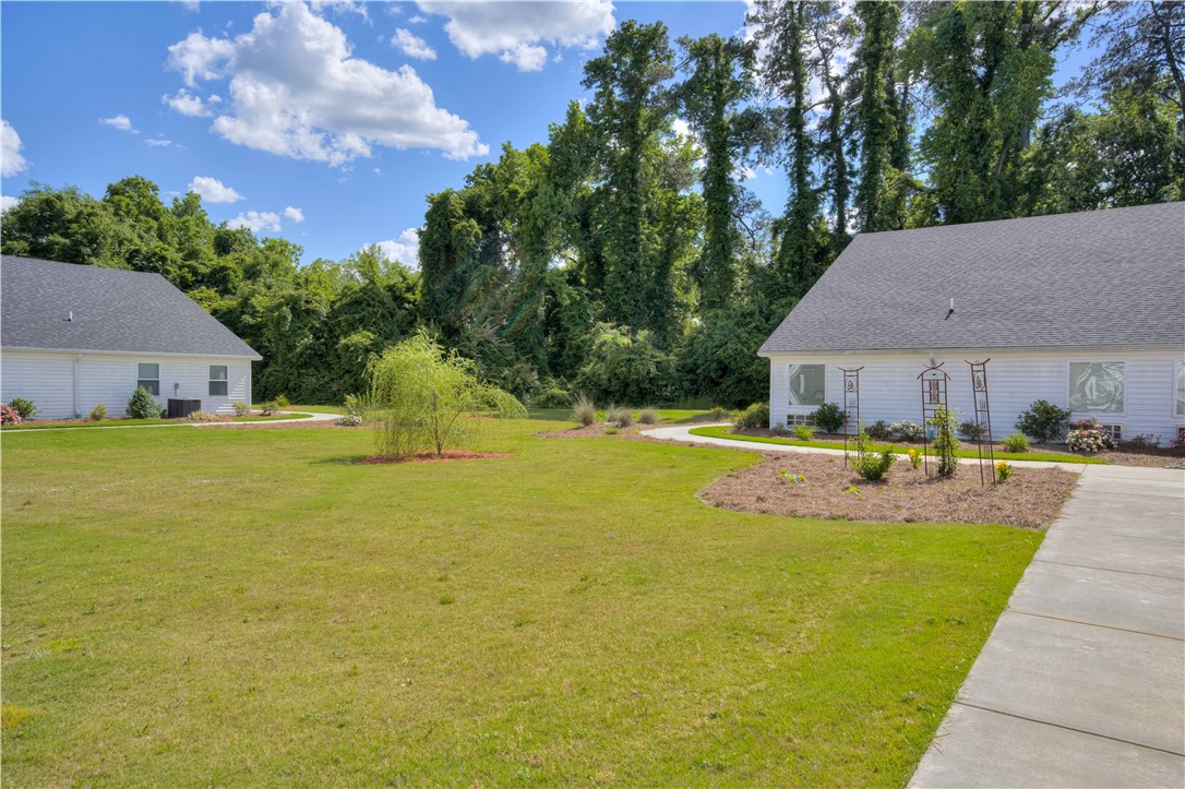 Jesup, Georgia 31545, United States, ,Commercial,Active,59099