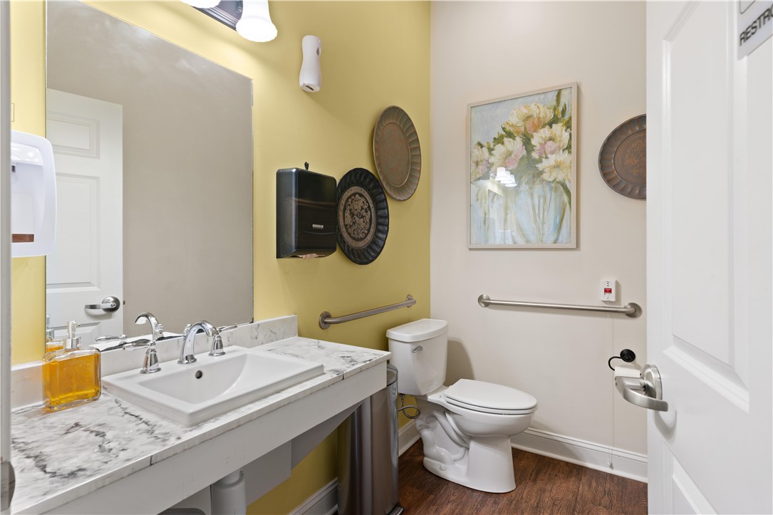 Jesup, Georgia 31545, United States, ,Commercial,Active,59099