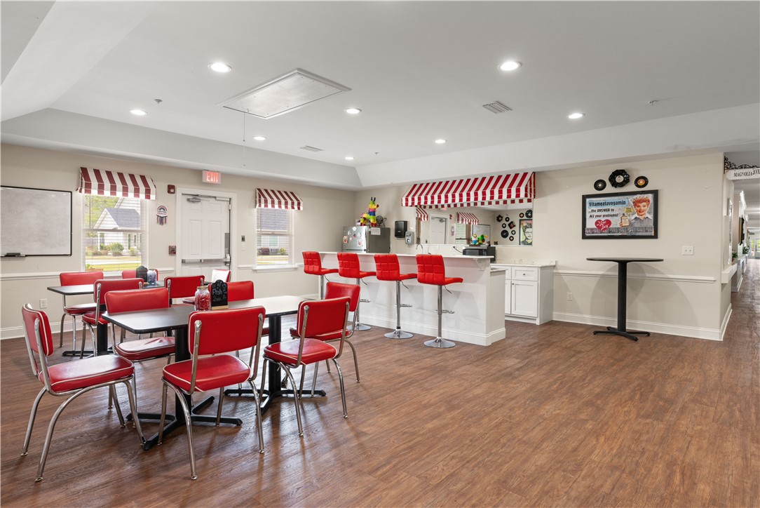 Jesup, Georgia 31545, United States, ,Commercial,Active,59099