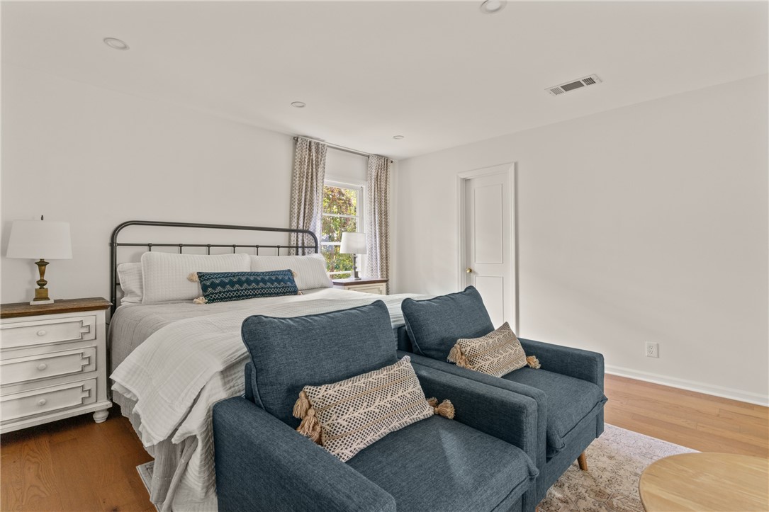 St Simons Island, Georgia 31522, United States, 3 Bedrooms Bedrooms, ,2 BathroomsBathrooms,Residential,Active,107800