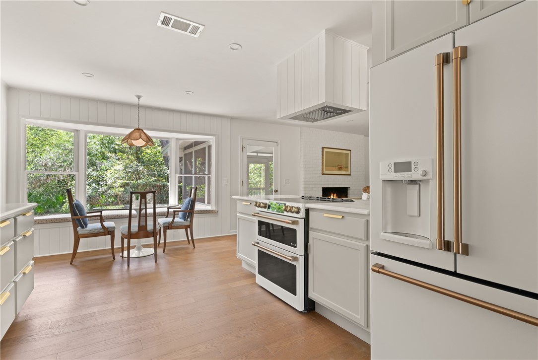 St Simons Island, Georgia 31522, United States, 3 Bedrooms Bedrooms, ,2 BathroomsBathrooms,Residential,Active,107800