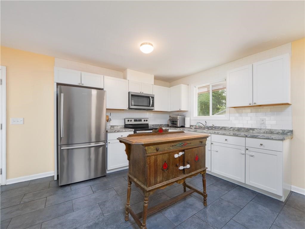 Brunswick, Georgia 31525, United States, 3 Bedrooms Bedrooms, ,2 BathroomsBathrooms,Residential,Active,207288