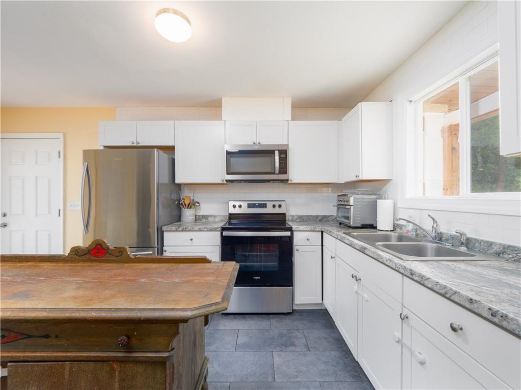 Brunswick, Georgia 31525, United States, 3 Bedrooms Bedrooms, ,2 BathroomsBathrooms,Residential,Active,207288