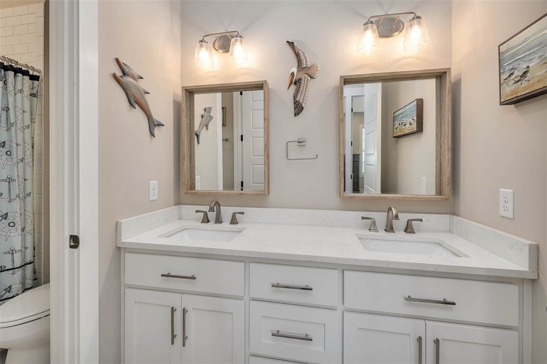 St Simons Island, Georgia 31522, United States, 4 Bedrooms Bedrooms, ,3 BathroomsBathrooms,Residential,Pending,36040