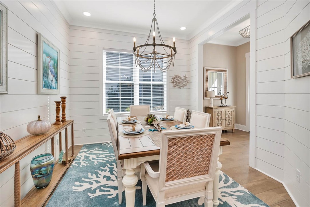 St Simons Island, Georgia 31522, United States, 4 Bedrooms Bedrooms, ,3 BathroomsBathrooms,Residential,Pending,36040