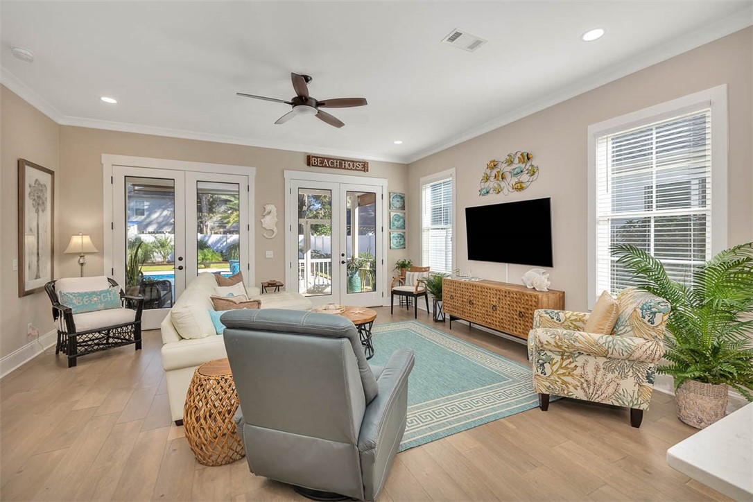 St Simons Island, Georgia 31522, United States, 4 Bedrooms Bedrooms, ,3 BathroomsBathrooms,Residential,Pending,36040