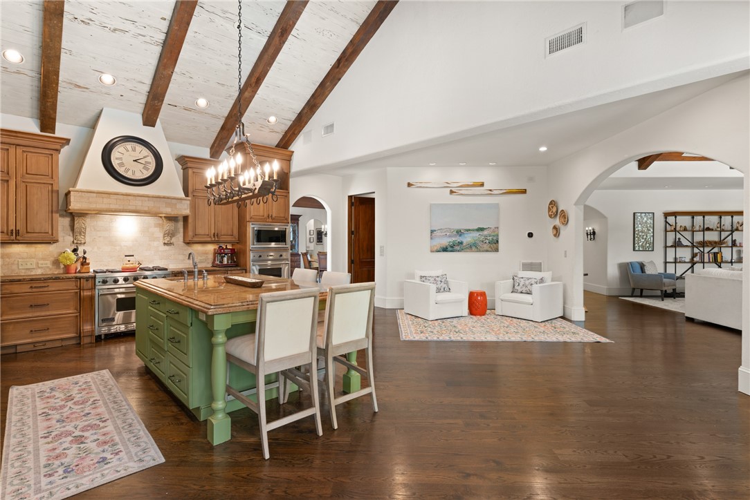 St Simons Island, Georgia 31522, United States, 4 Bedrooms Bedrooms, ,6 BathroomsBathrooms,Residential,Active,104303