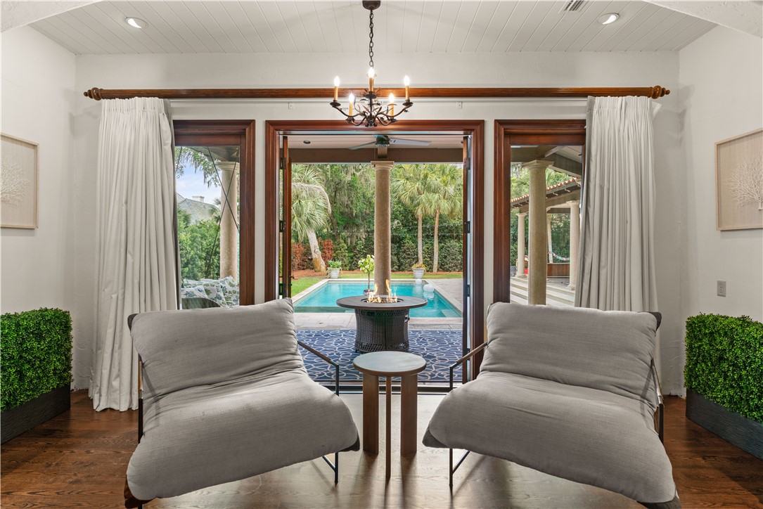 St Simons Island, Georgia 31522, United States, 4 Bedrooms Bedrooms, ,6 BathroomsBathrooms,Residential,Active,104303