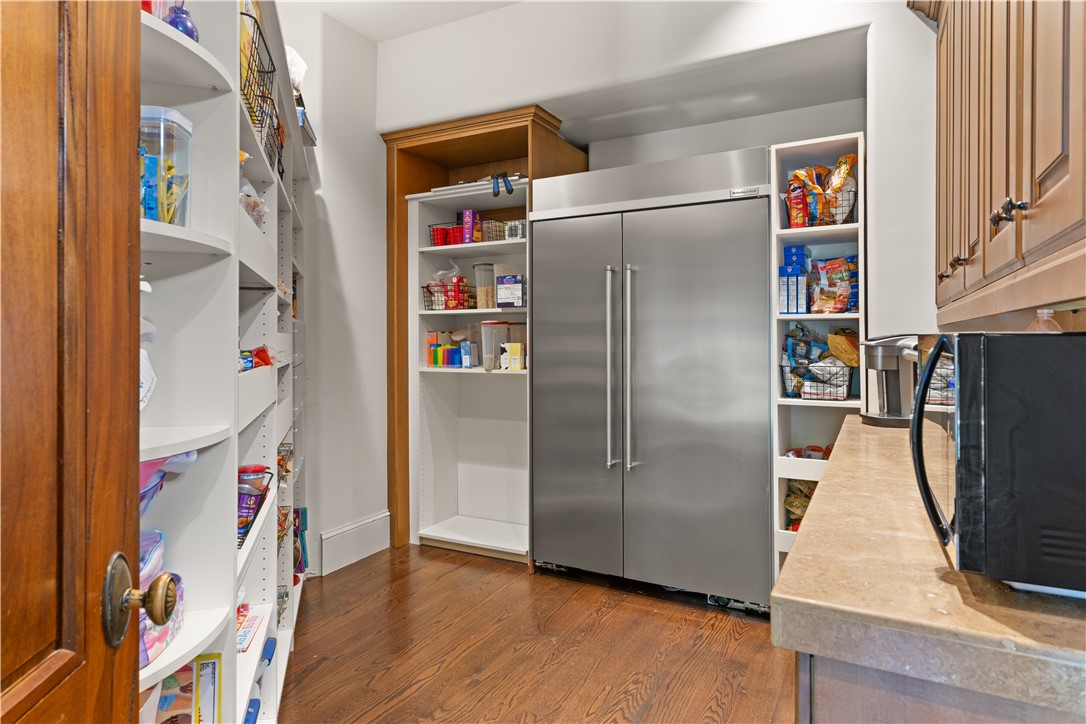 St Simons Island, Georgia 31522, United States, 4 Bedrooms Bedrooms, ,6 BathroomsBathrooms,Residential,Active,104303