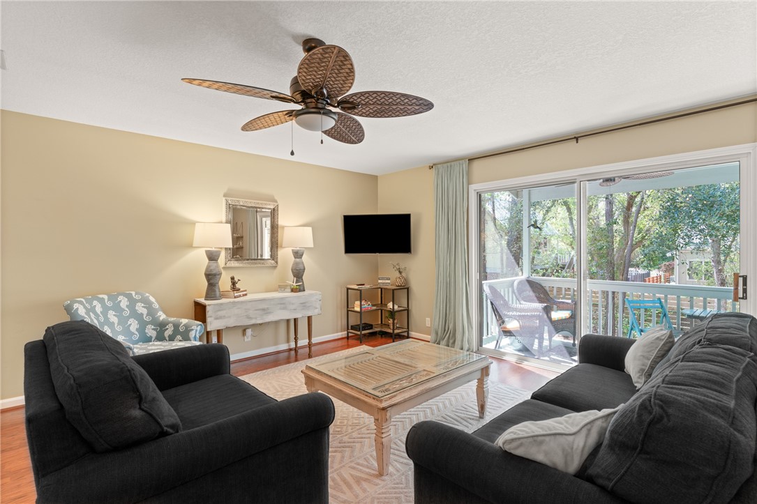 St Simons Island, Georgia 31522, United States, 3 Bedrooms Bedrooms, ,3 BathroomsBathrooms,Residential,Active,103424