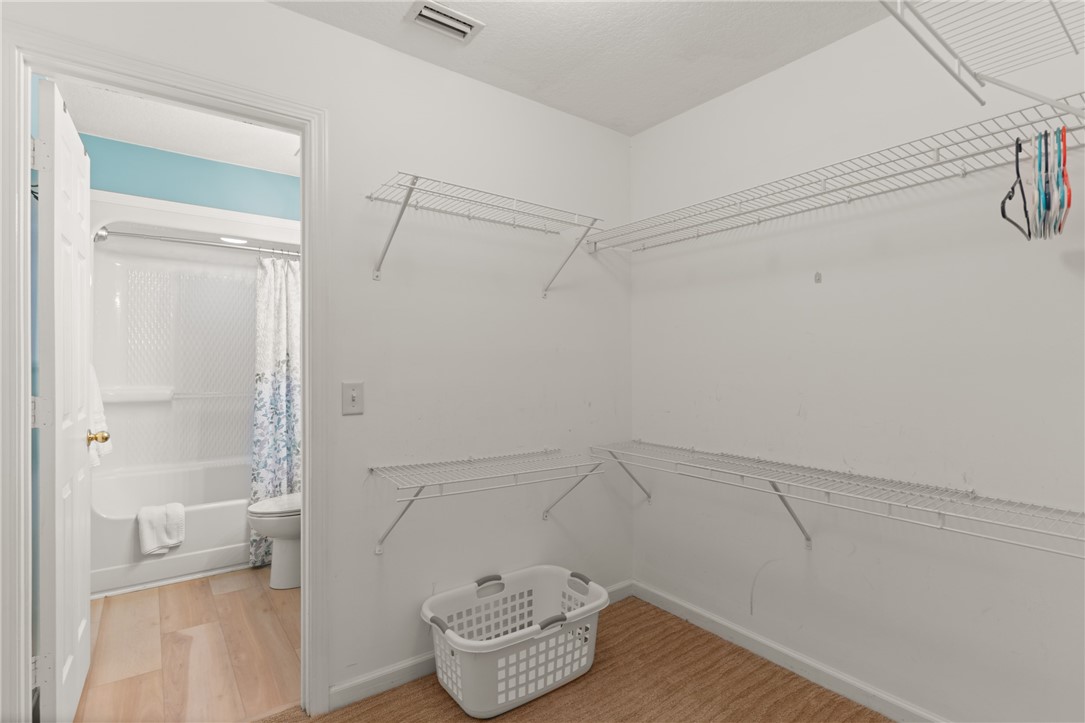 St Simons Island, Georgia 31522, United States, 3 Bedrooms Bedrooms, ,3 BathroomsBathrooms,Residential,Active,103424