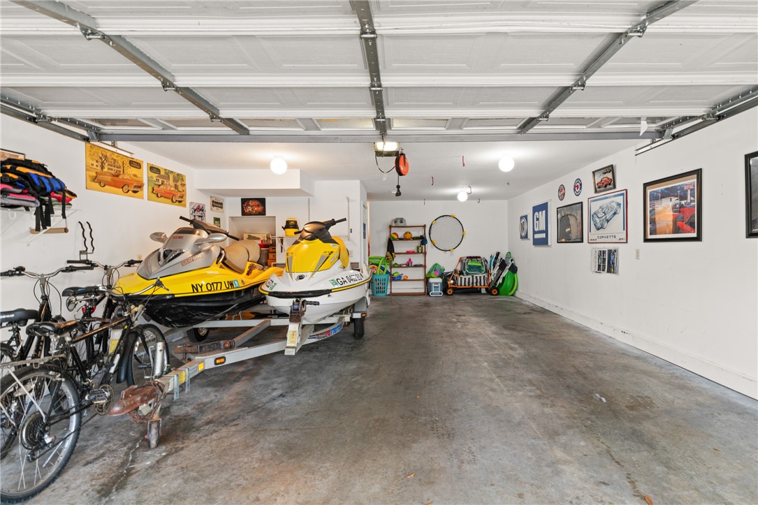 St Simons Island, Georgia 31522, United States, 3 Bedrooms Bedrooms, ,3 BathroomsBathrooms,Residential,Active,103424