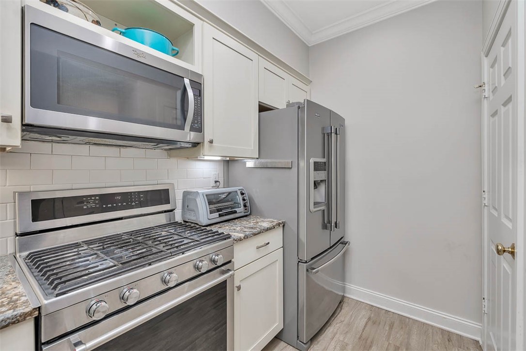 St Simons Island, Georgia 31522, United States, 2 Bedrooms Bedrooms, ,3 BathroomsBathrooms,Residential,Active,106583