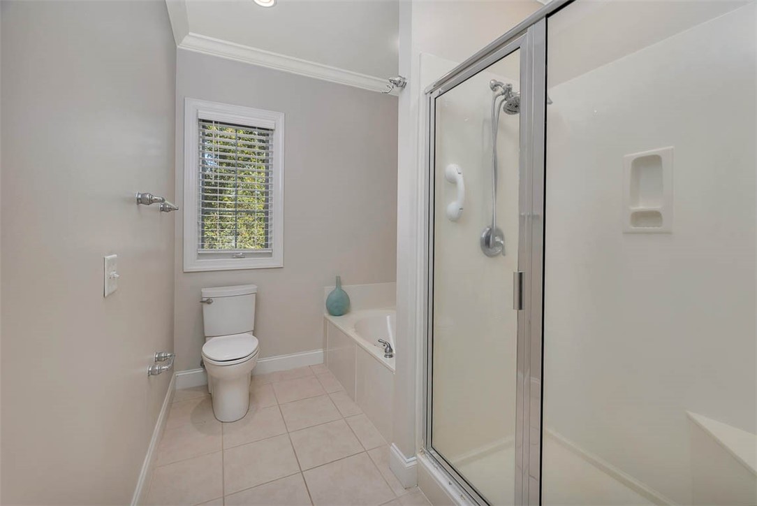 St Simons Island, Georgia 31522, United States, 2 Bedrooms Bedrooms, ,3 BathroomsBathrooms,Residential,Active,106583