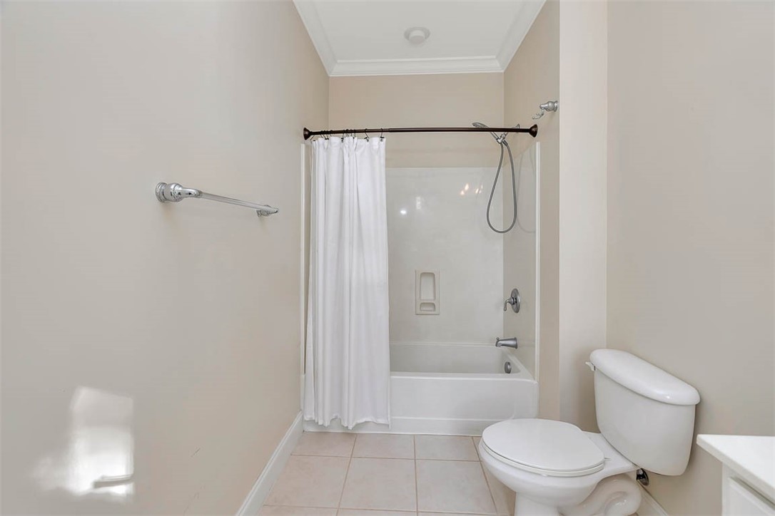 St Simons Island, Georgia 31522, United States, 2 Bedrooms Bedrooms, ,3 BathroomsBathrooms,Residential,Active,106583