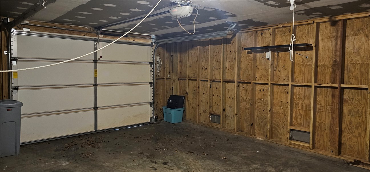 Brunswick, Georgia 31525, United States, 4 Bedrooms Bedrooms, ,2 BathroomsBathrooms,Residential,Active,109967