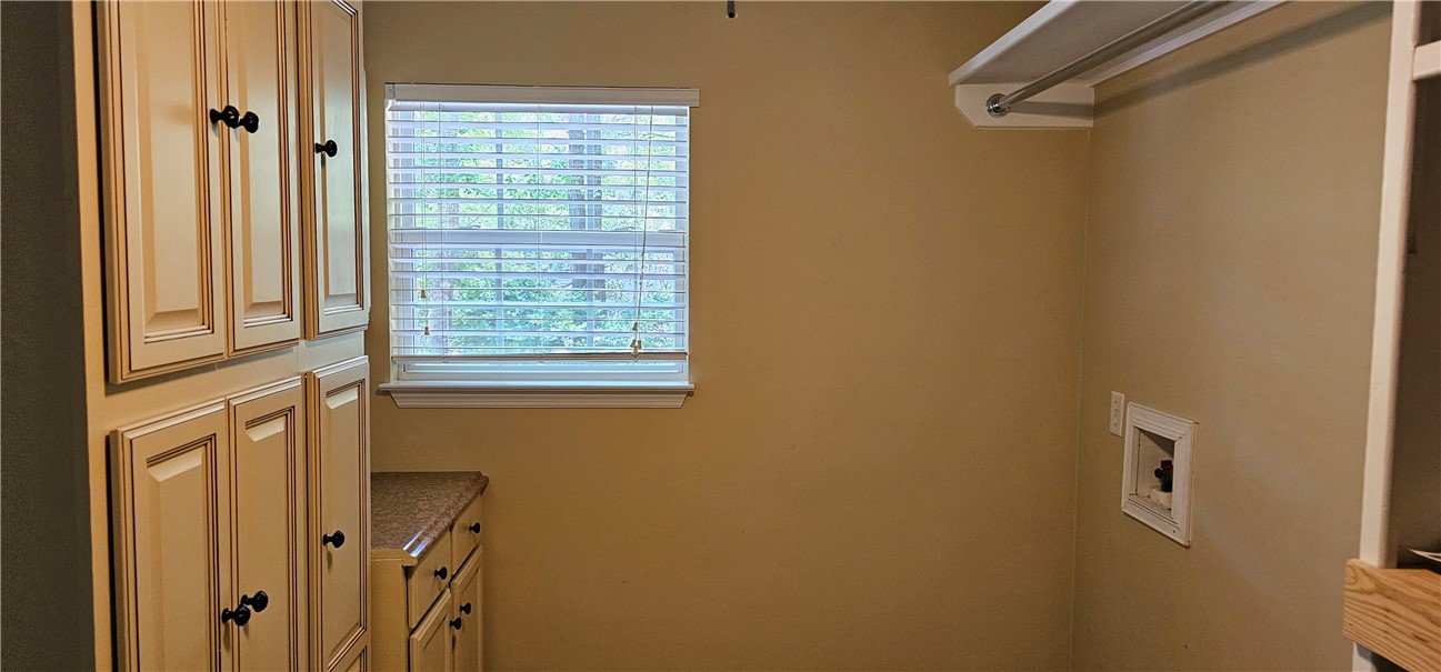 Brunswick, Georgia 31525, United States, 4 Bedrooms Bedrooms, ,2 BathroomsBathrooms,Residential,Active,109967