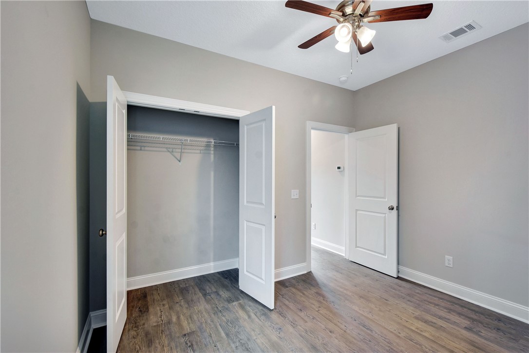 Brunswick, Georgia 31525, United States, 3 Bedrooms Bedrooms, ,2 BathroomsBathrooms,Residential,Pending,40371