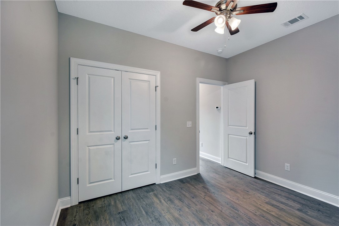 Brunswick, Georgia 31525, United States, 3 Bedrooms Bedrooms, ,2 BathroomsBathrooms,Residential,Pending,40371