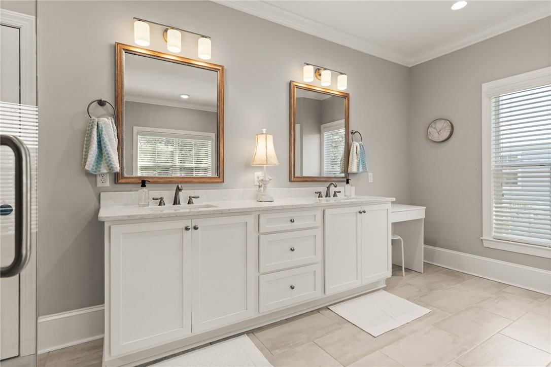 St Simons Island, Georgia 31522, United States, 4 Bedrooms Bedrooms, ,4 BathroomsBathrooms,Residential,Active,79453