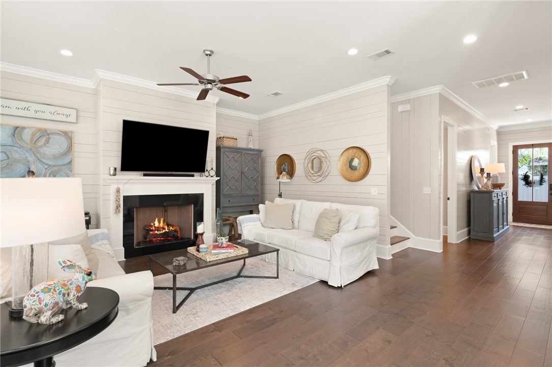 St Simons Island, Georgia 31522, United States, 4 Bedrooms Bedrooms, ,4 BathroomsBathrooms,Residential,Active,79453