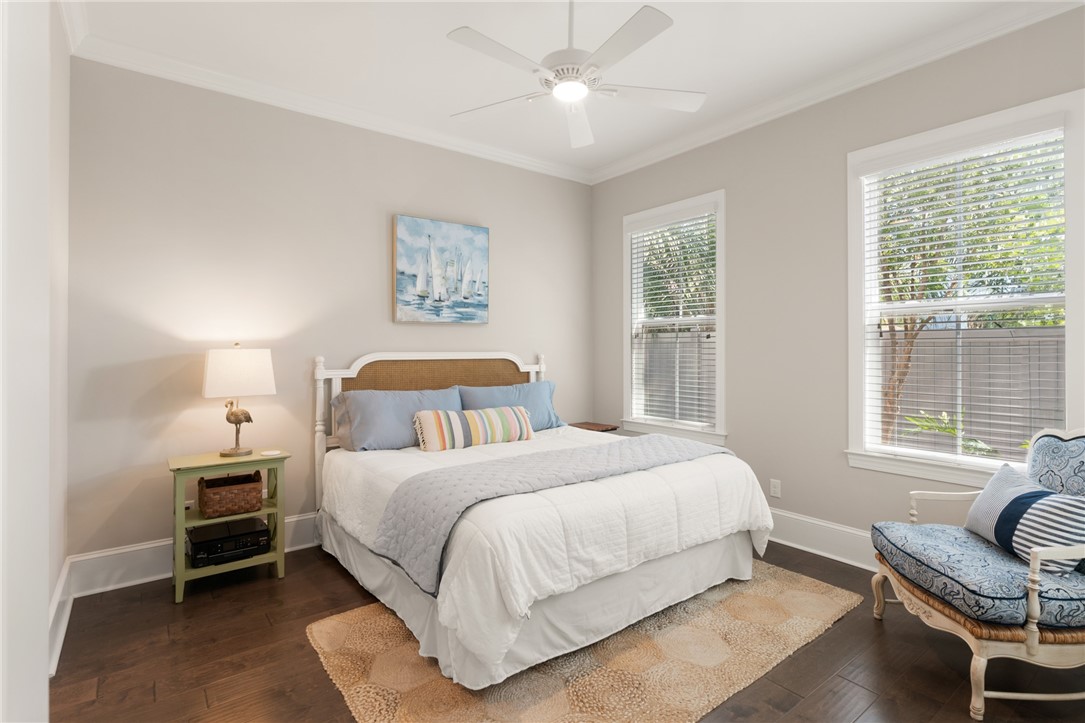 St Simons Island, Georgia 31522, United States, 4 Bedrooms Bedrooms, ,4 BathroomsBathrooms,Residential,Active,79453