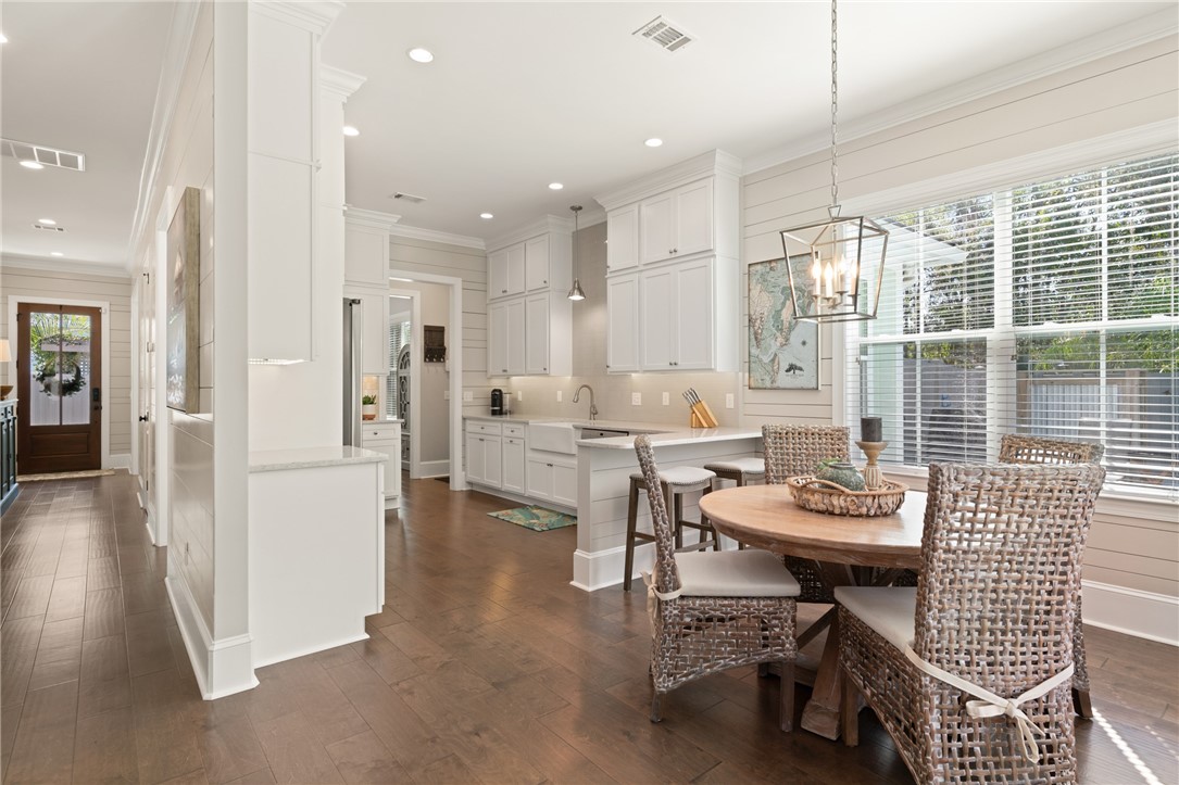 St Simons Island, Georgia 31522, United States, 4 Bedrooms Bedrooms, ,4 BathroomsBathrooms,Residential,Active,79453