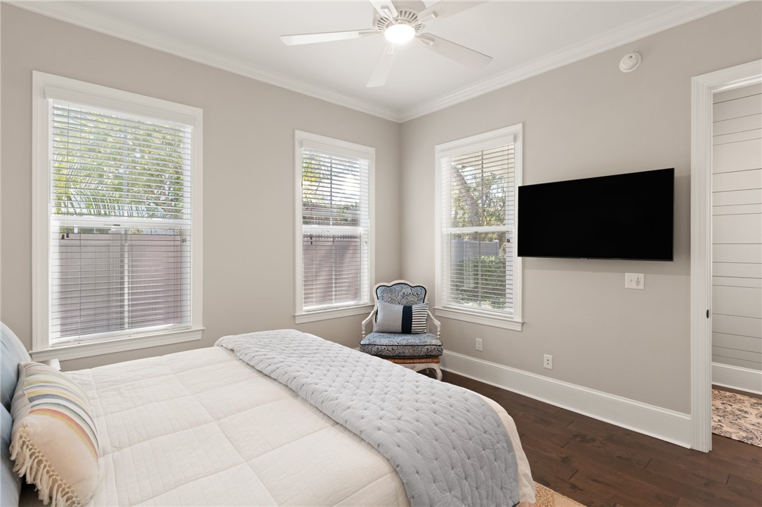 St Simons Island, Georgia 31522, United States, 4 Bedrooms Bedrooms, ,4 BathroomsBathrooms,Residential,Active,79453