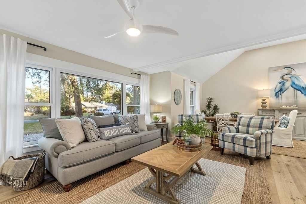 St Simons Island, Georgia 31522, United States, 4 Bedrooms Bedrooms, ,3 BathroomsBathrooms,Residential,Pending,26547