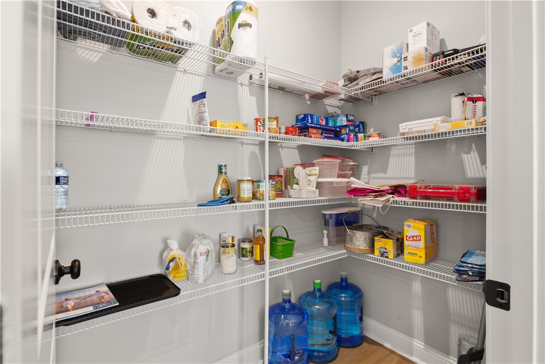 St Simons Island, Georgia 31522, United States, 3 Bedrooms Bedrooms, ,2 BathroomsBathrooms,Residential,Pending,18707