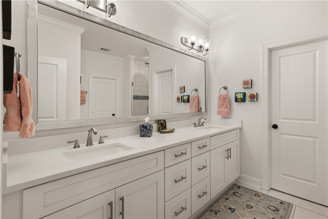 St Simons Island, Georgia 31522, United States, 3 Bedrooms Bedrooms, ,2 BathroomsBathrooms,Residential,Pending,18707