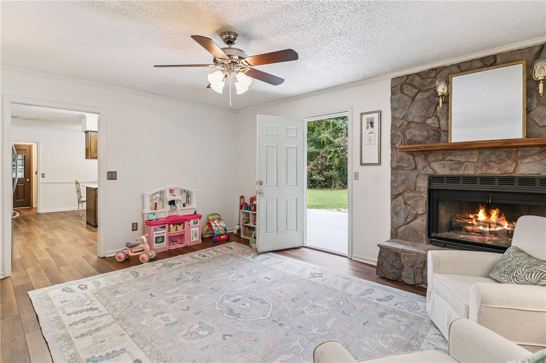 Woodbine, Georgia 31569, United States, 3 Bedrooms Bedrooms, ,2 BathroomsBathrooms,Residential,Active,196802