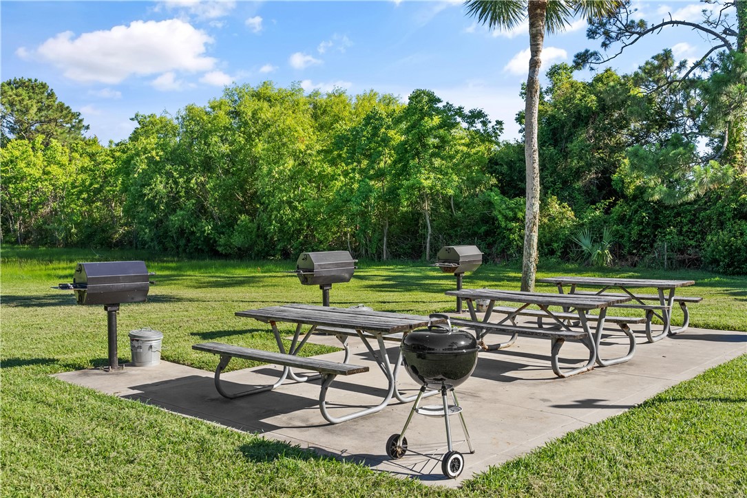 St Simons Island, Georgia 31522, United States, 2 Bedrooms Bedrooms, ,2 BathroomsBathrooms,Residential,Active,57013