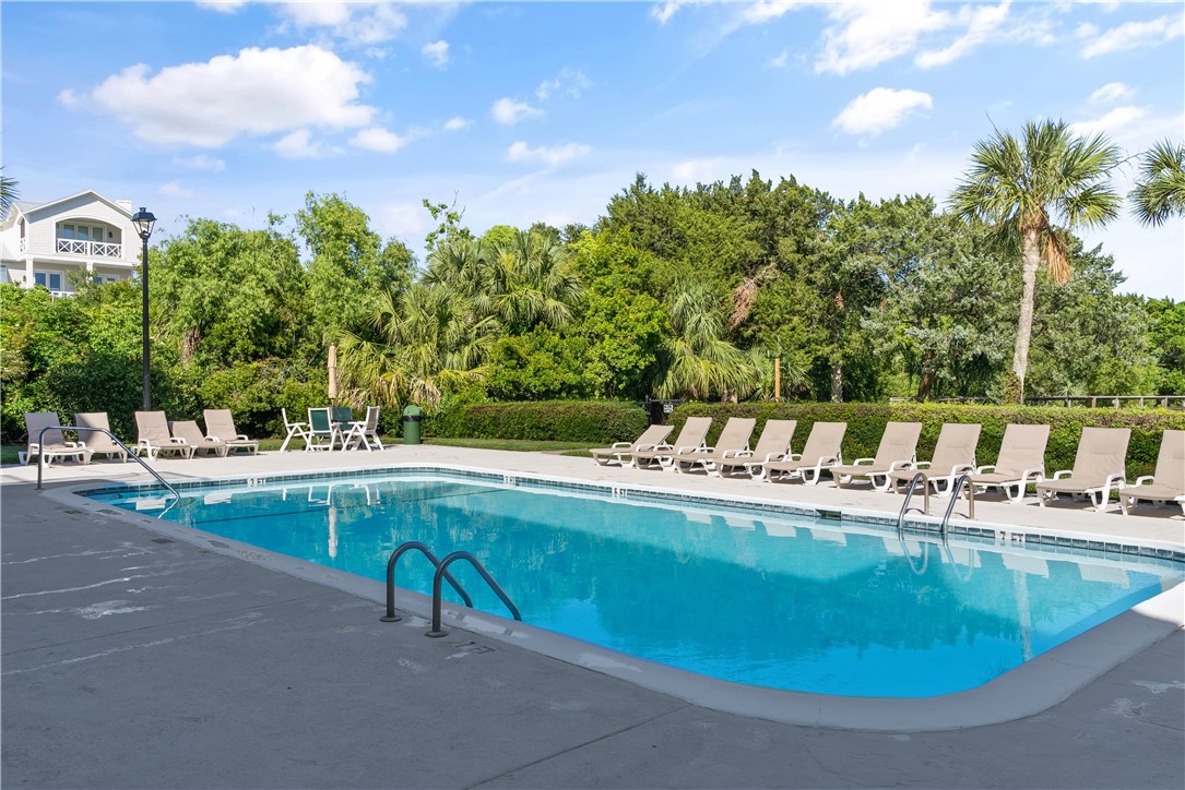 St Simons Island, Georgia 31522, United States, 2 Bedrooms Bedrooms, ,2 BathroomsBathrooms,Residential,Active,57013