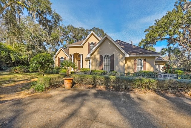 St Simons Island, Georgia 31522, United States, 5 Bedrooms Bedrooms, ,6 BathroomsBathrooms,Residential,Pending,1913