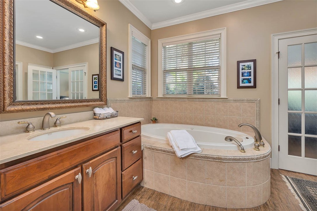 St Simons Island, Georgia 31522, United States, 5 Bedrooms Bedrooms, ,6 BathroomsBathrooms,Residential,Pending,1913