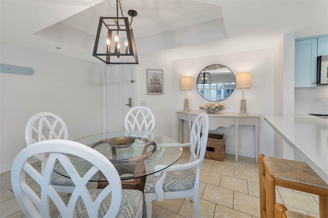 St Simons Island, Georgia 31522, United States, 2 Bedrooms Bedrooms, ,2 BathroomsBathrooms,Residential,Active,49753