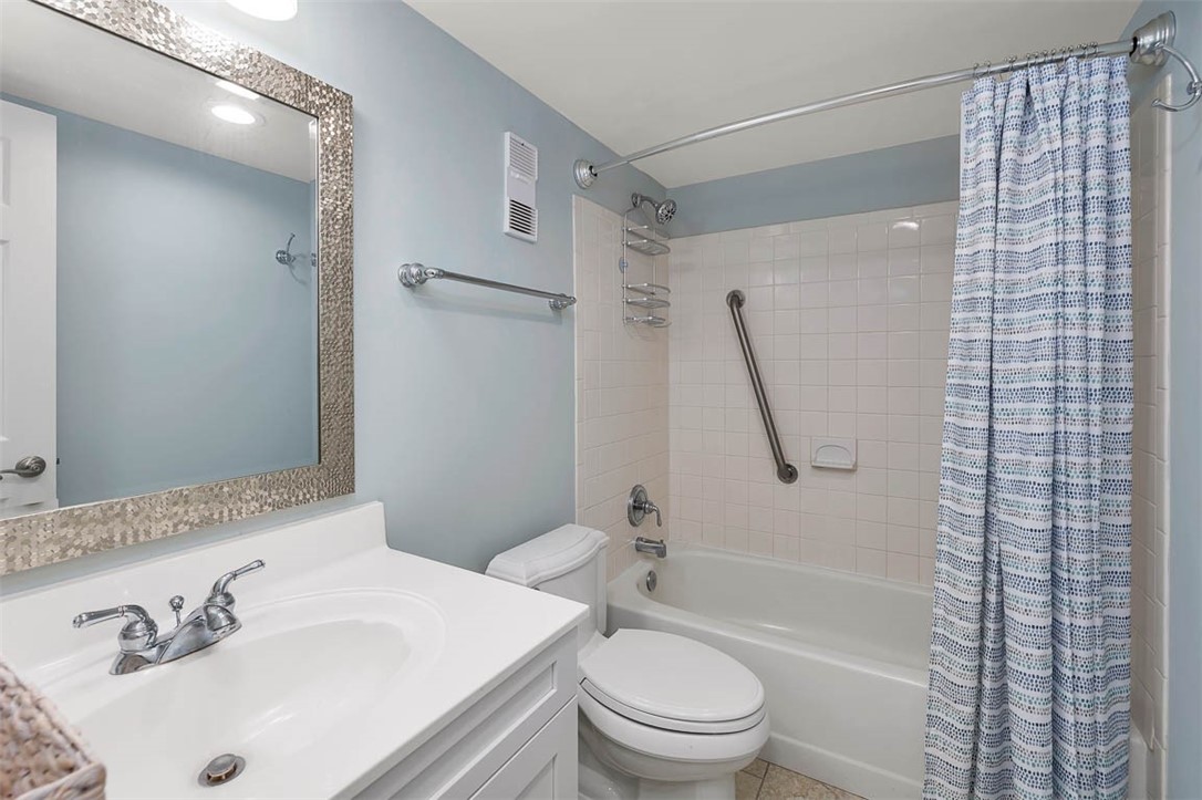 St Simons Island, Georgia 31522, United States, 2 Bedrooms Bedrooms, ,2 BathroomsBathrooms,Residential,Active,49753