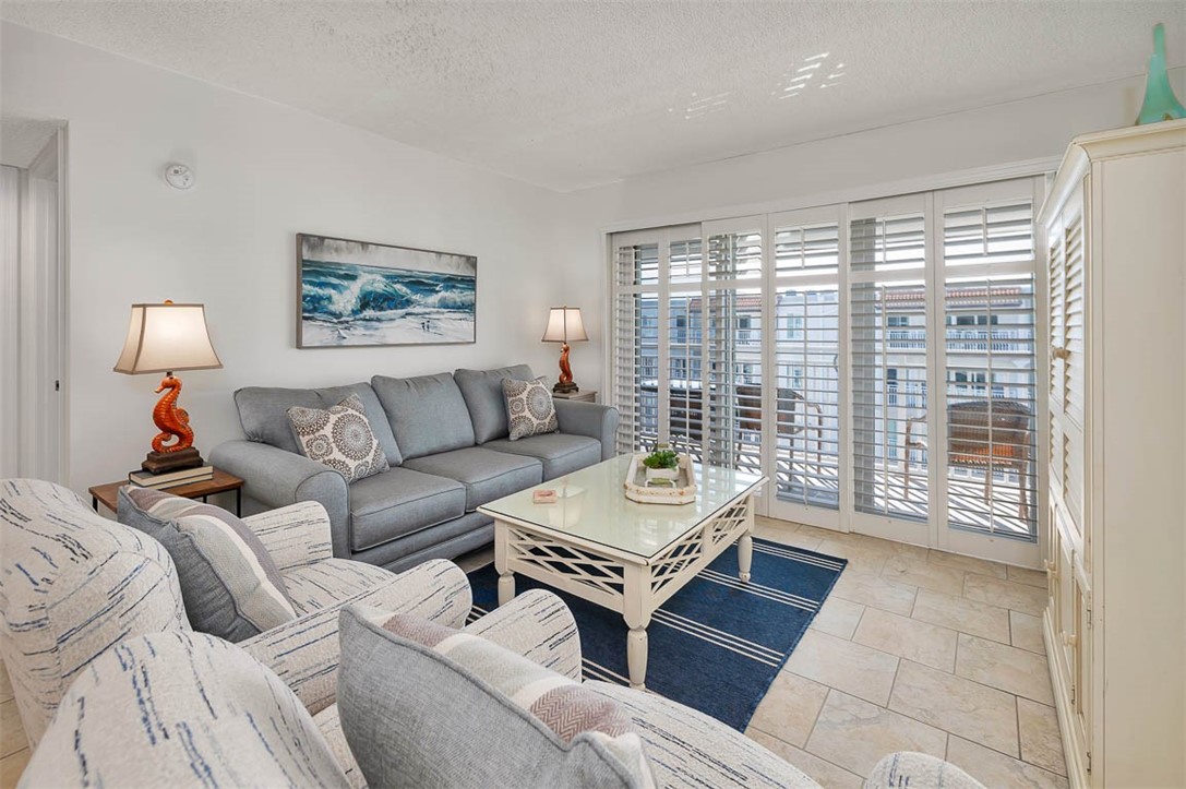 St Simons Island, Georgia 31522, United States, 2 Bedrooms Bedrooms, ,2 BathroomsBathrooms,Residential,Active,49753