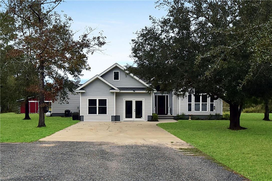 Hortense, Georgia 31543, United States, 4 Bedrooms Bedrooms, ,2 BathroomsBathrooms,Residential,Pending,40359