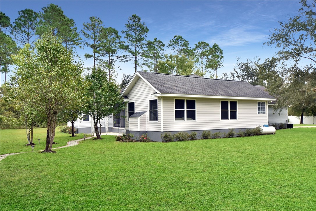 Hortense, Georgia 31543, United States, 4 Bedrooms Bedrooms, ,2 BathroomsBathrooms,Residential,Pending,40359